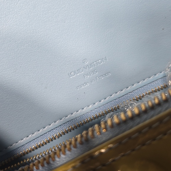 Louis vuitton vernis duffle - Picture 7 of 11